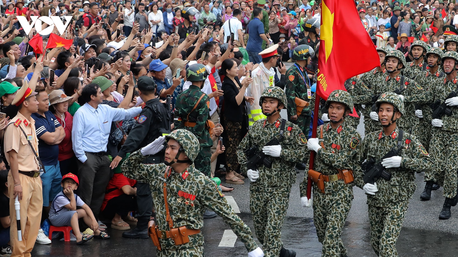 Ngày vui nhất sau 70 năm của đồng bào Tây Bắc