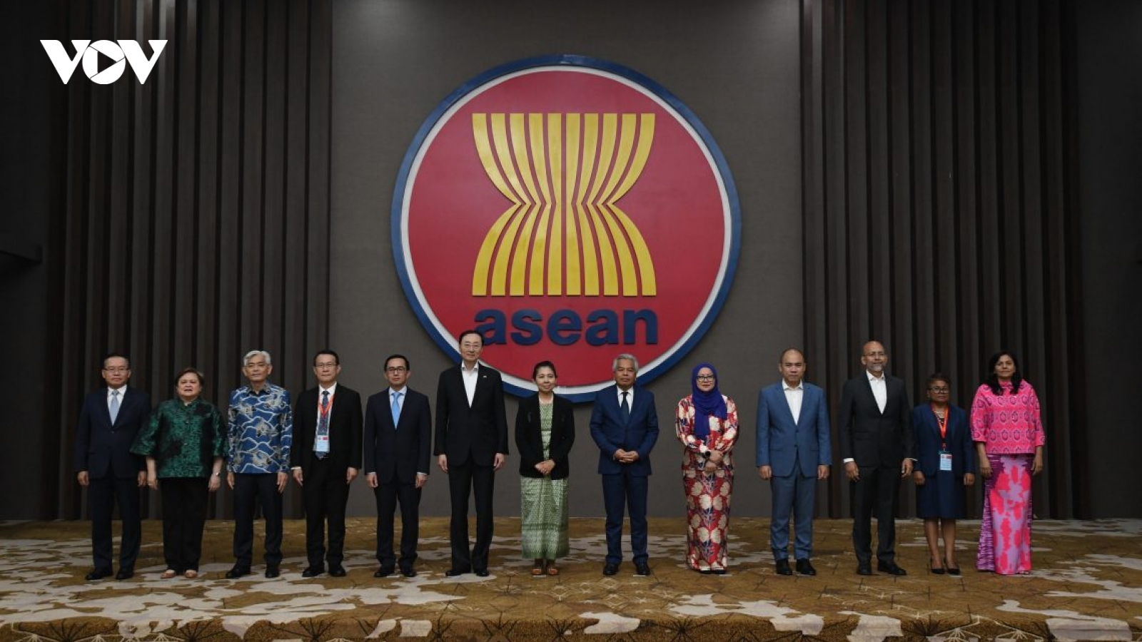 ASEAN và Trung Quốc khẳng định cam kết tăng cường quan hệ đối tác