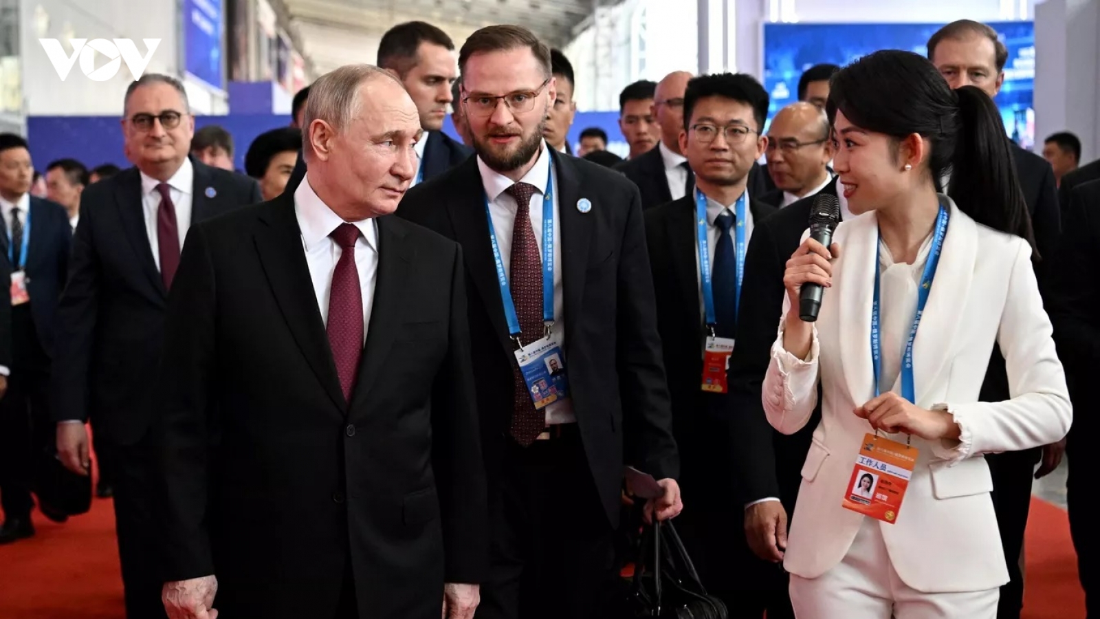 Cận cảnh Tổng thống Nga Putin thăm Cáp Nhĩ Tân (Trung Quốc)