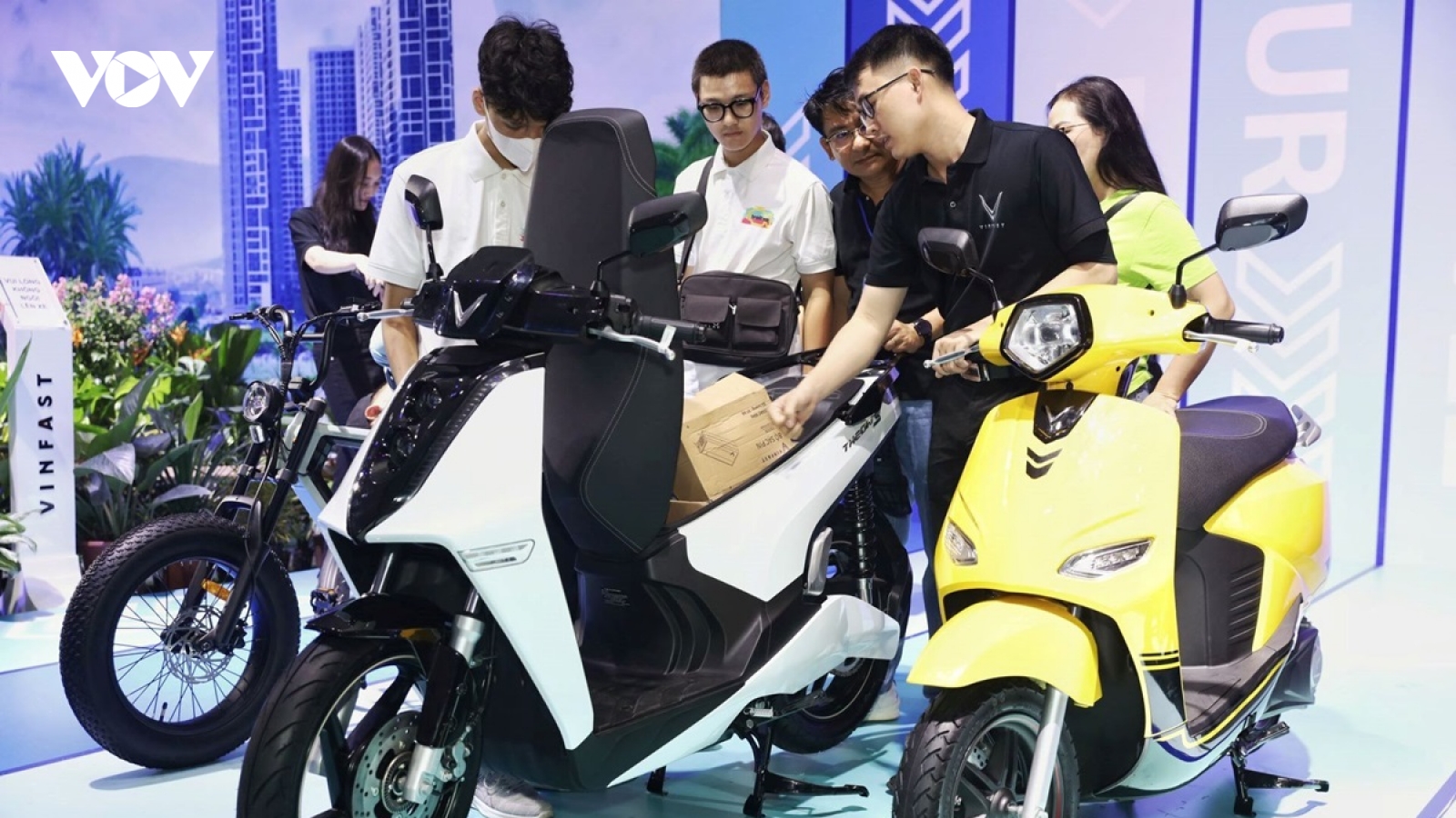 Thuê pin xe máy điện VinFast chỉ từ 250.000 đồng/tháng
