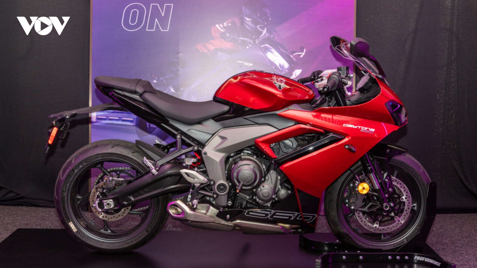 Chiêm ngưỡng Triumph Daytona 660 2024, giá 267 triệu đồng