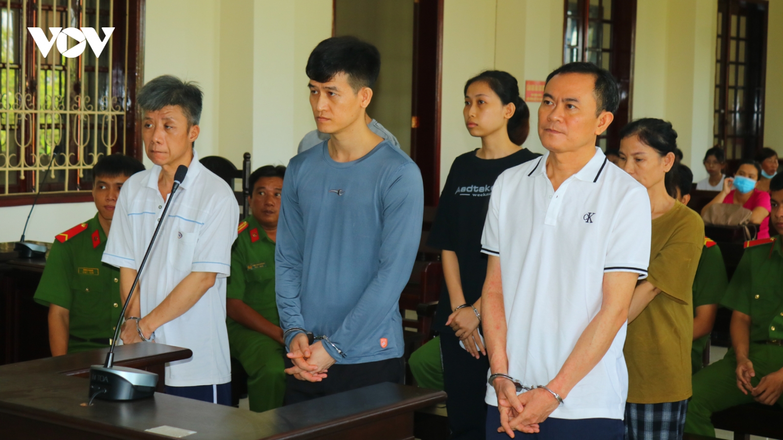 Nhận hối lộ tại Trung tâm đăng kiểm ở Đồng Tháp, mức án cao nhất 29 năm tù