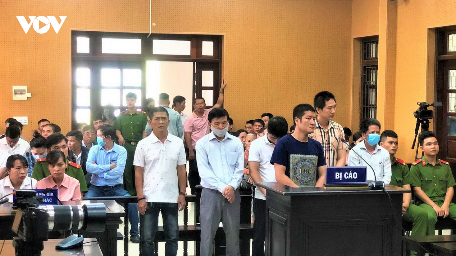 Cựu Giám đốc Trung tâm pháp y tỉnh Quảng Ngãi lãnh án hơn 4 năm tù
