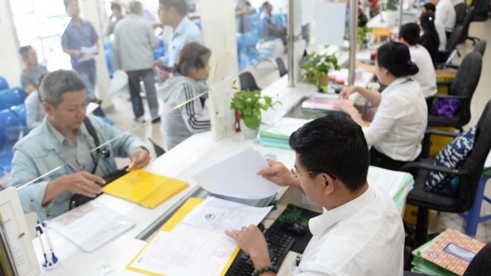 TP.HCM ban hành quy định xếp loại cán bộ để chi thu nhập tăng thêm