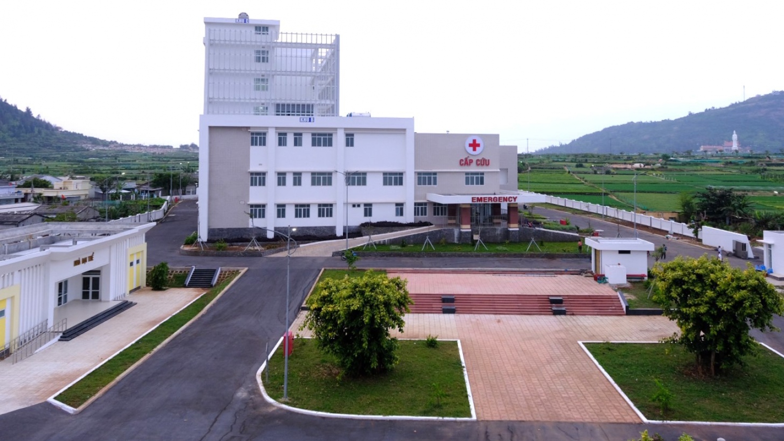 Huyện đảo Lý Sơn đưa vào sử dụng trạm y tế quy mô 100 giường bệnh