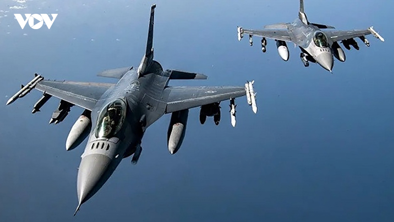 Toàn cảnh quốc tế trưa 9/5: Nga phá tung sân bay tiếp nhận F-16 của Ukraine