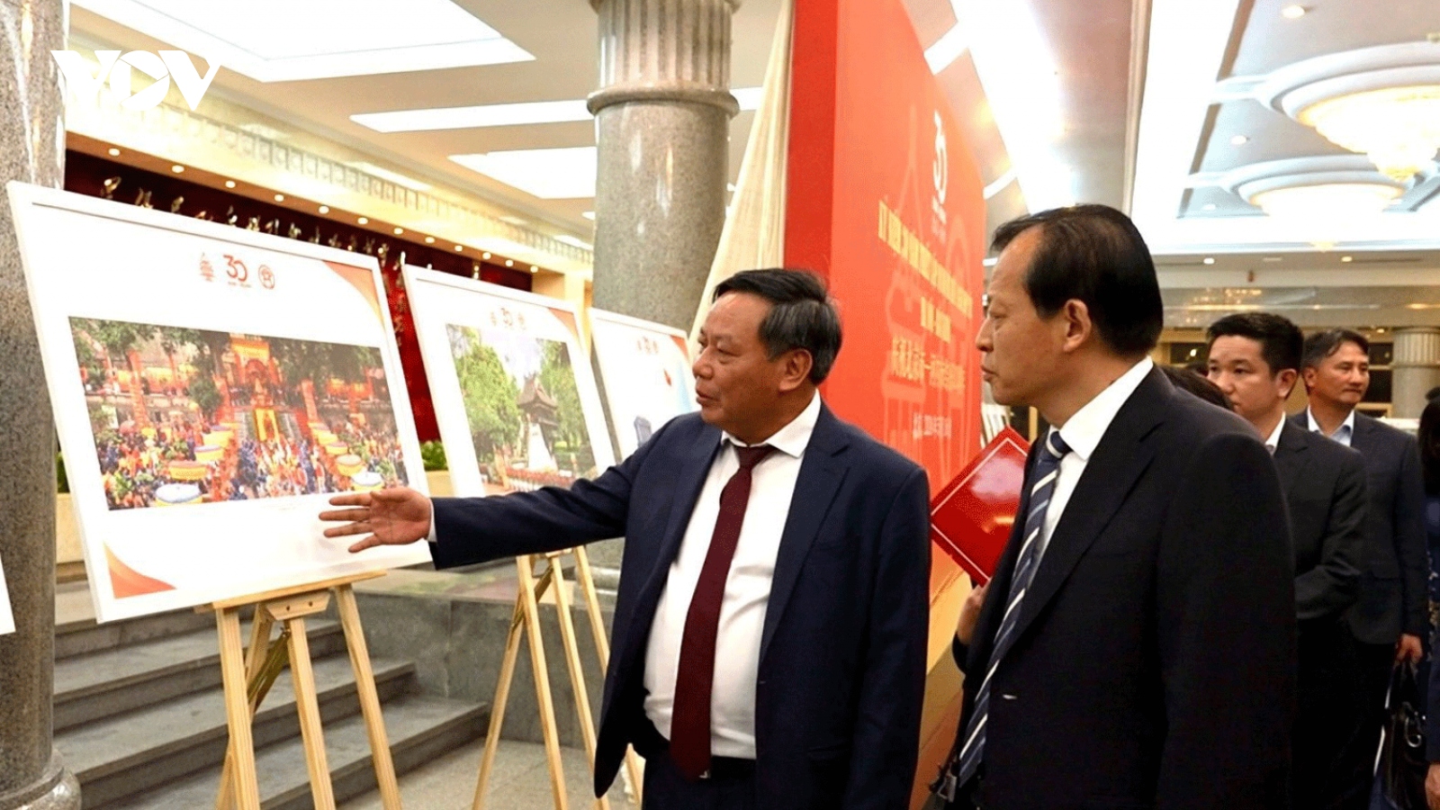 Đoàn đại biểu cấp cao thành phố Hà Nội làm việc tại Bắc Kinh