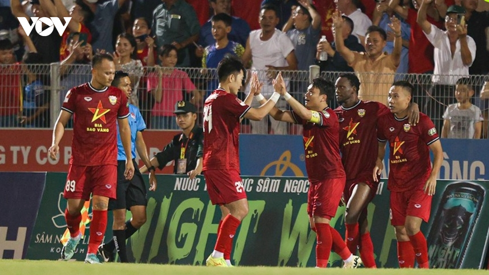 Kết quả V-League: CLB CAHN tiếp tục thất bại trong ngày ra mắt HLV Polking