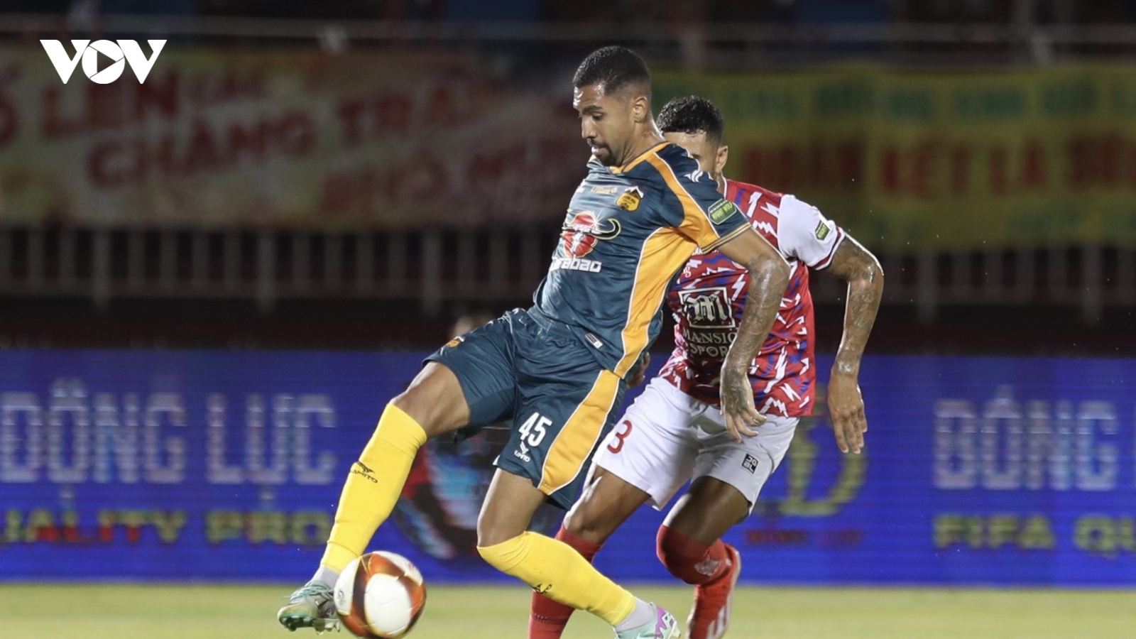 HAGL "tan nát đội hình" trước vòng 22 V-League 2023/2024
