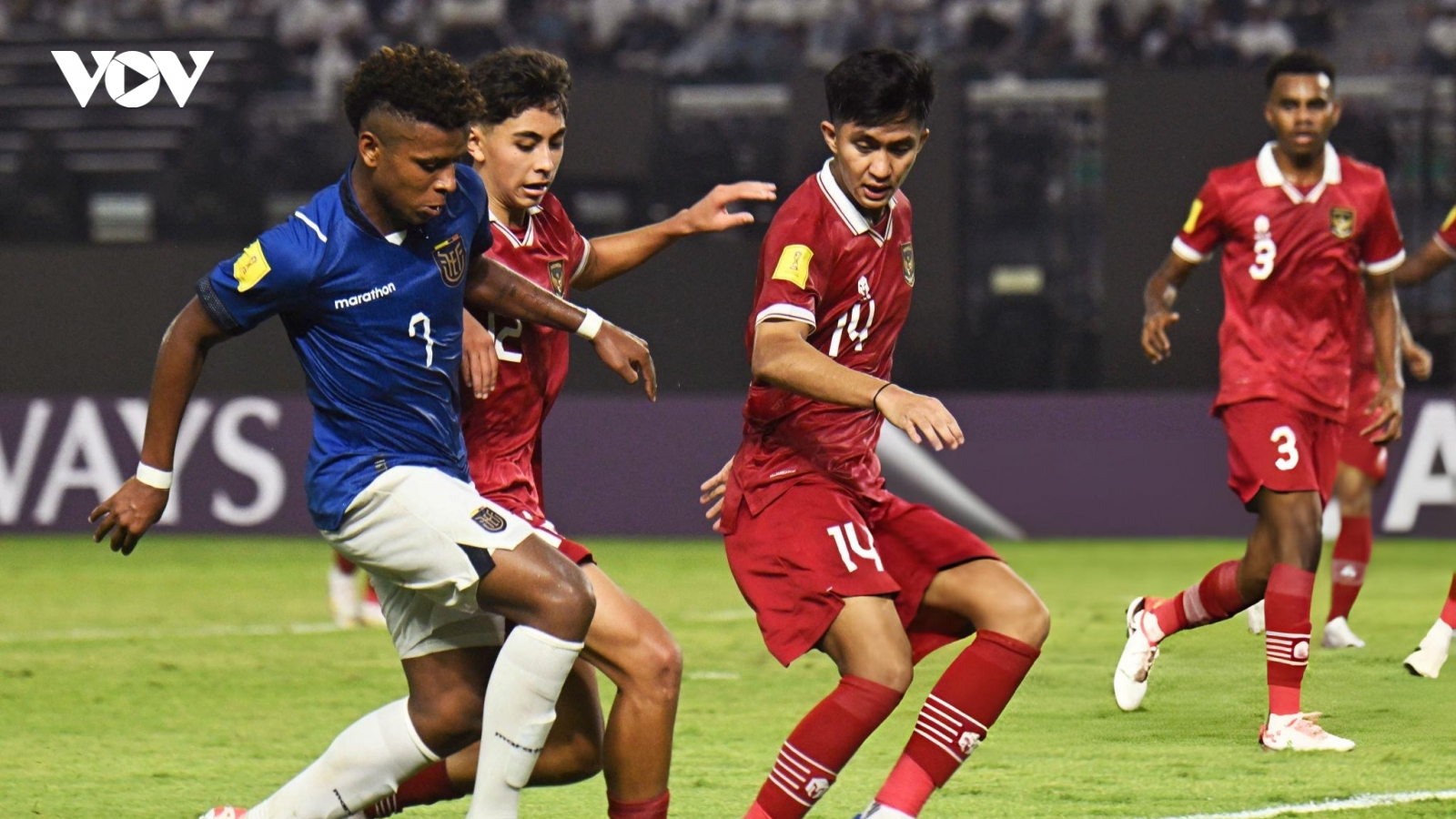 Indonesia dùng dàn cầu thủ dự World Cup cạnh tranh bóng đá trẻ Việt Nam