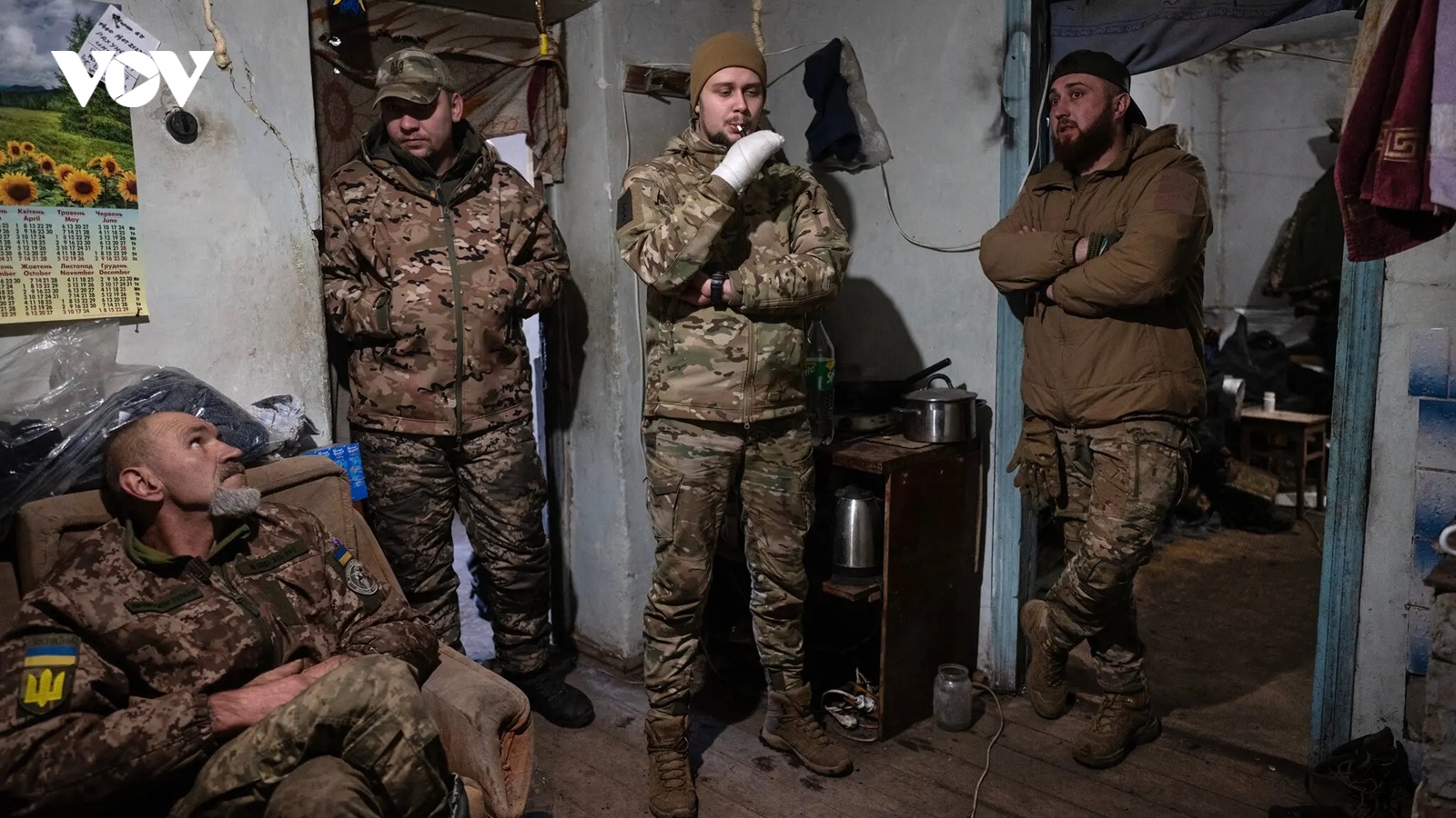Ukraine giải bài toán nhân lực chiến trường: Tuyển tân binh là tù nhân