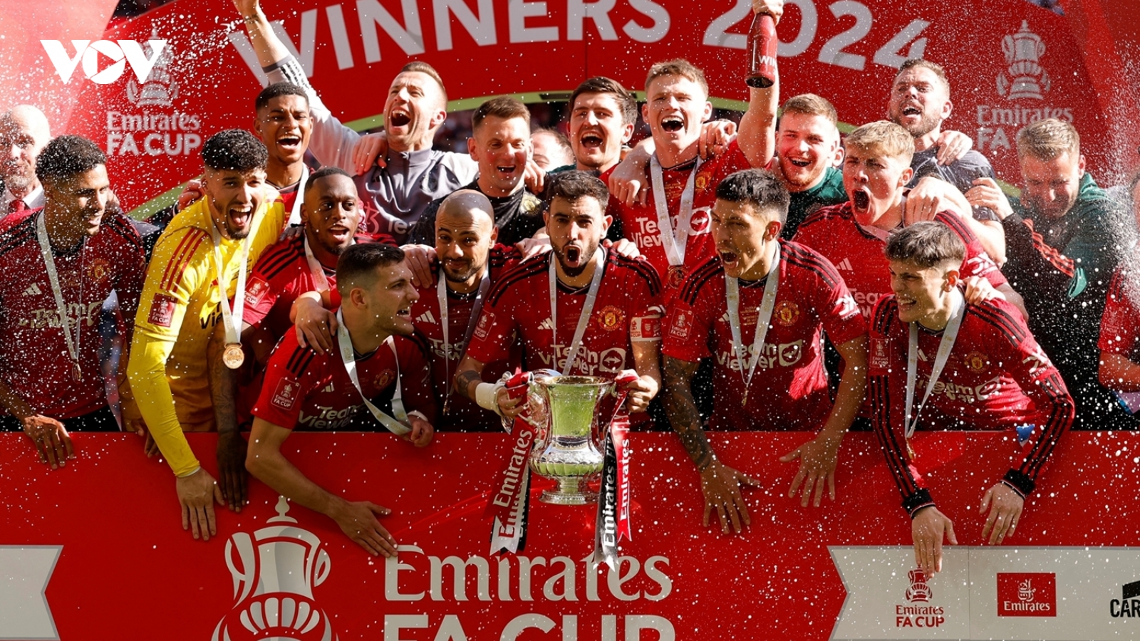 Đối mặt nguy cơ mất suất dự Europa League, MU phản ứng ra sao?