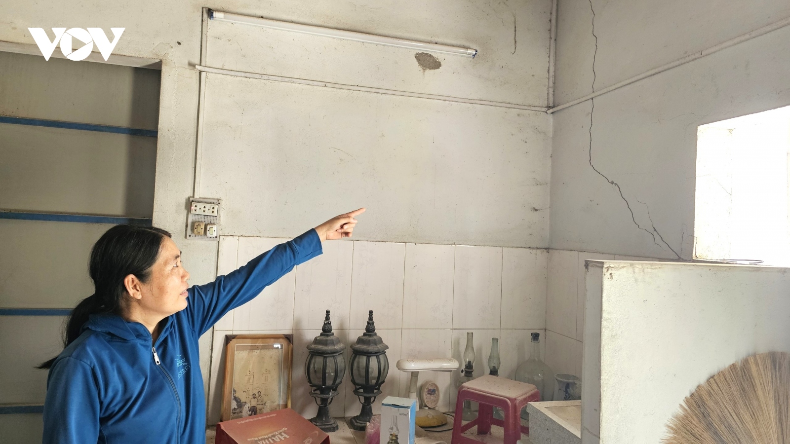 Hàng trăm nhà dân ở tỉnh Bình Định bị nứt do thi công mở rộng Quốc lộ 19