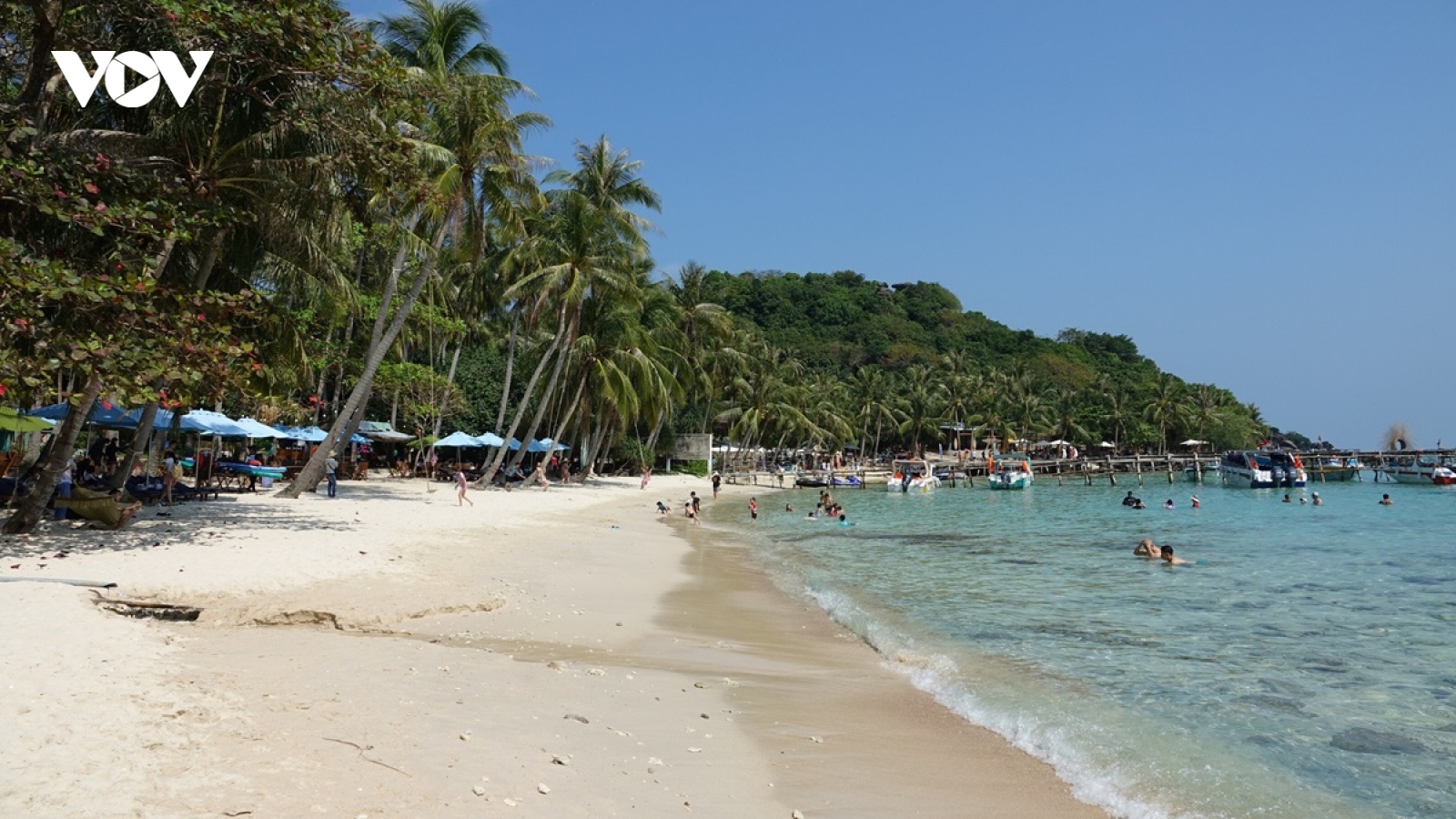 Không thiếu vé máy bay giá rẻ cho mùa du lịch 2024