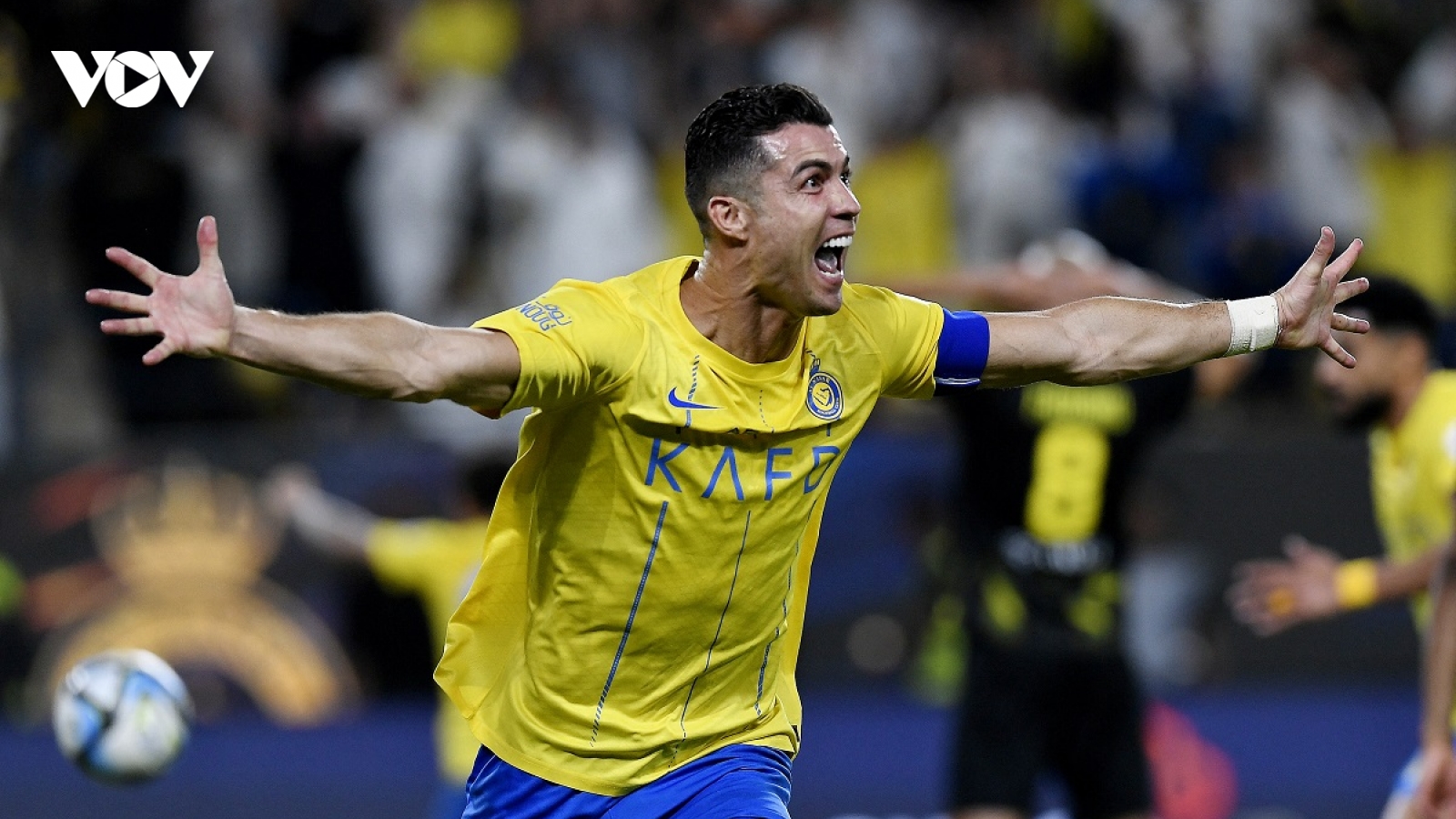 Ronaldo chính thức có thêm danh hiệu cá nhân