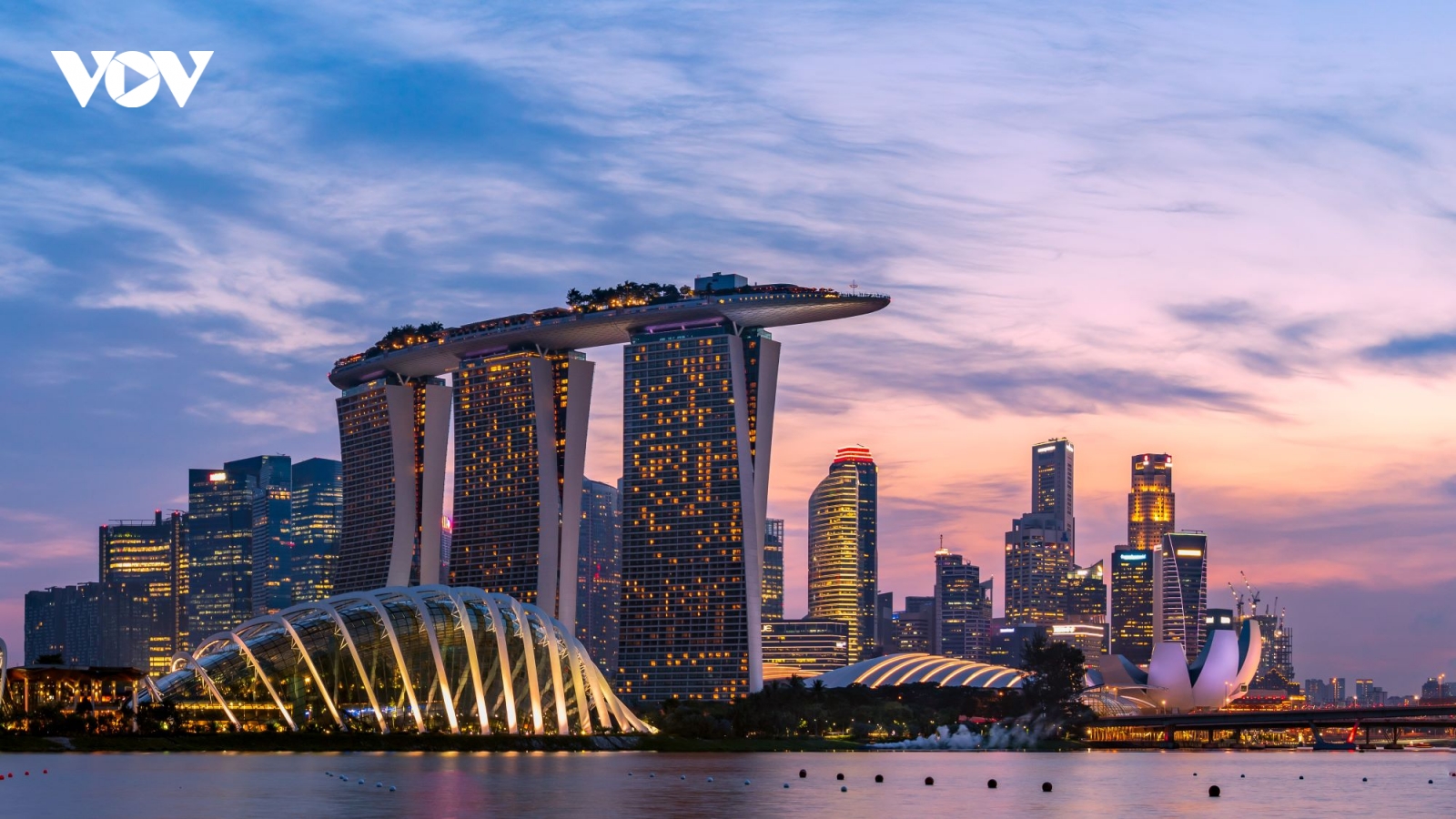 Mừng kỷ niệm “chuyến bay nụ cười” đến Singapore, Vietjet tặng 10.000 vé bay