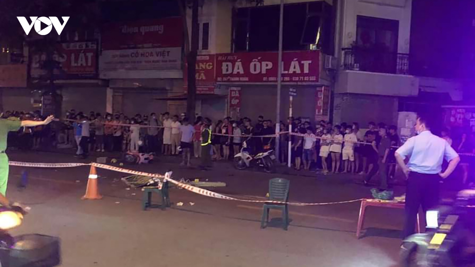 Hà Nội: Nữ sinh lớp 12 đi học về bị xe tải cán tử vong