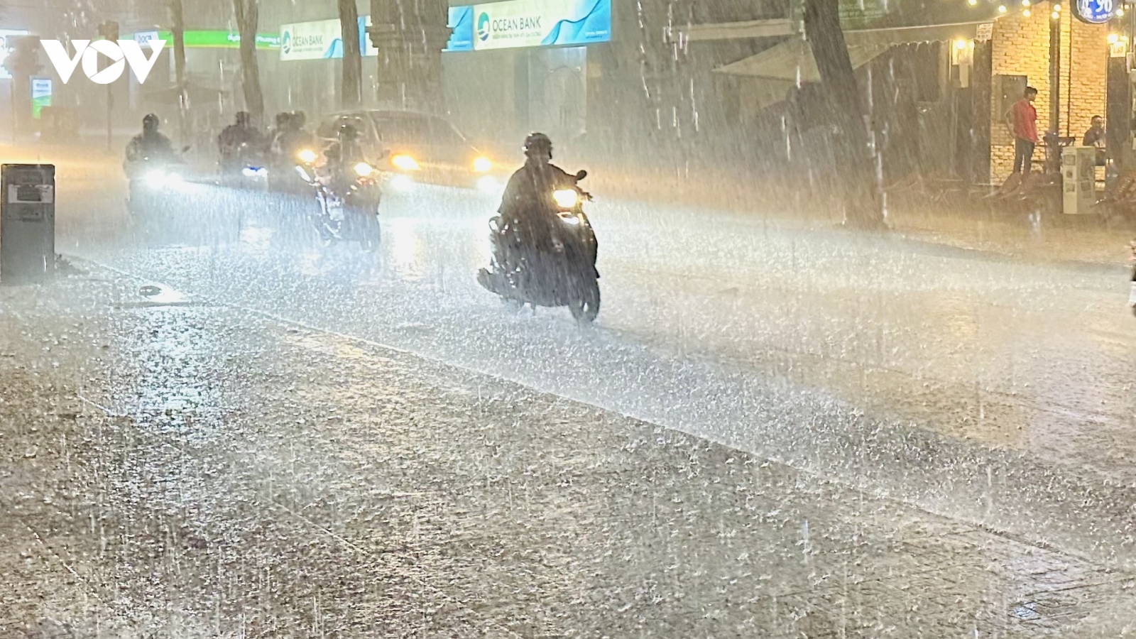 Thời tiết hôm nay 16/5: Bắc Bộ và Thanh Hóa có mưa lớn