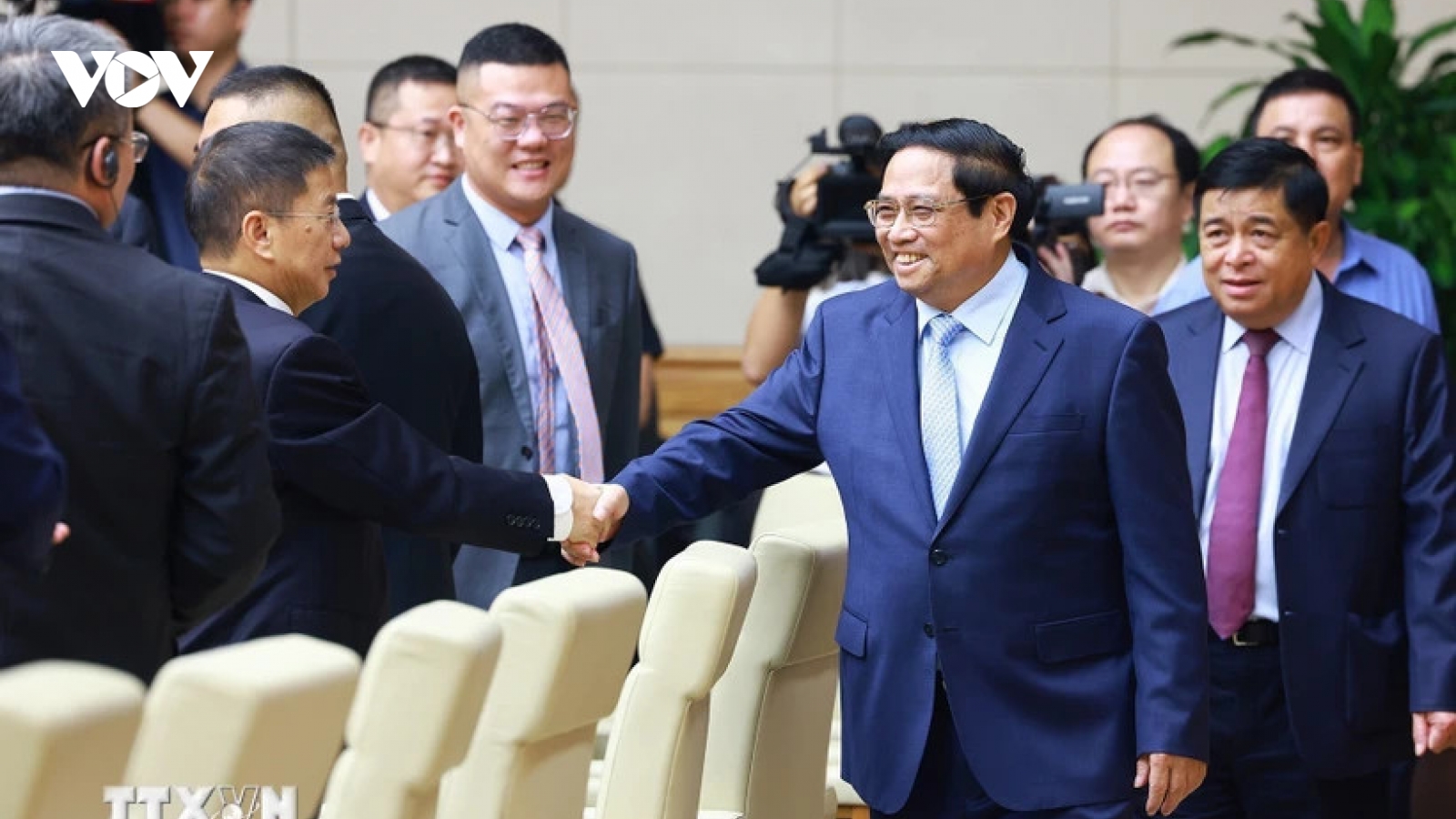 Thủ tướng Phạm Minh Chính tọa đàm với Đoàn doanh nghiệp hàng đầu Trung Quốc