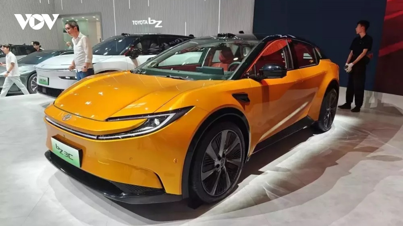 Cặp đôi xe thuần điện Toyota bZ3C và bZ3X ra mắt tại Triển lãm ô tô Bắc Kinh