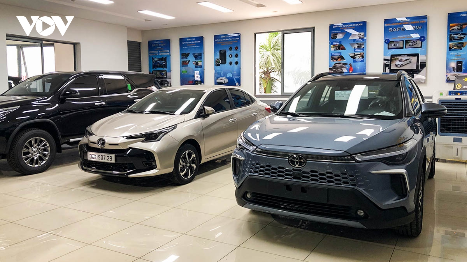 Có 800 triệu đồng trong tay, mua xe gì nếu không thích Toyota Corolla Cross