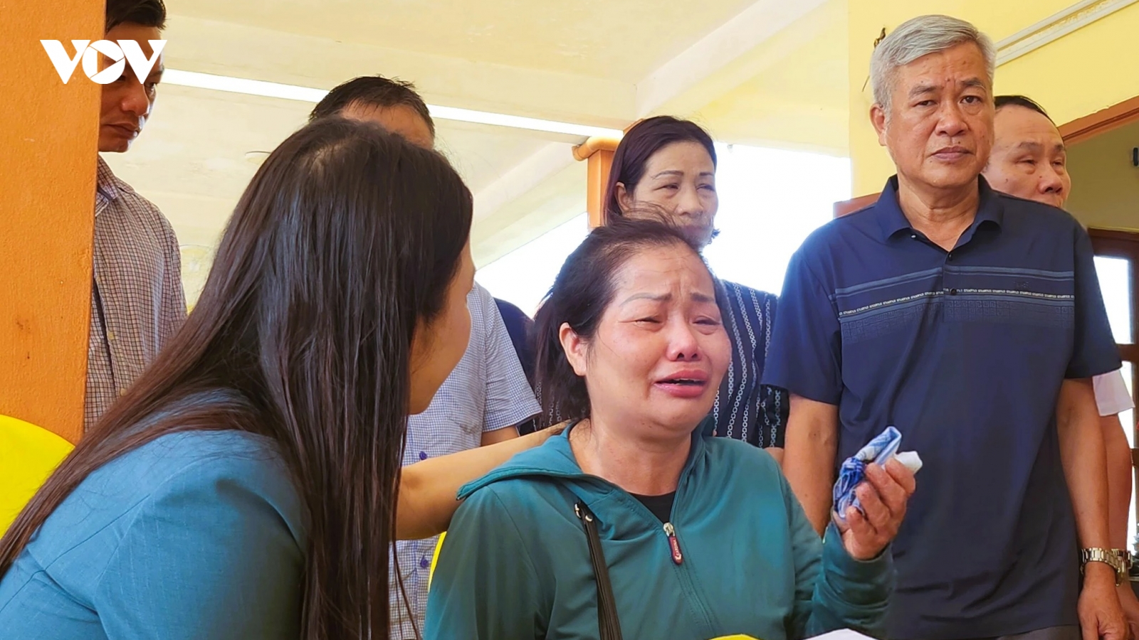 Bé trai tử vong vì bị bỏ quên trên xe: Nỗi đau còn mãi...