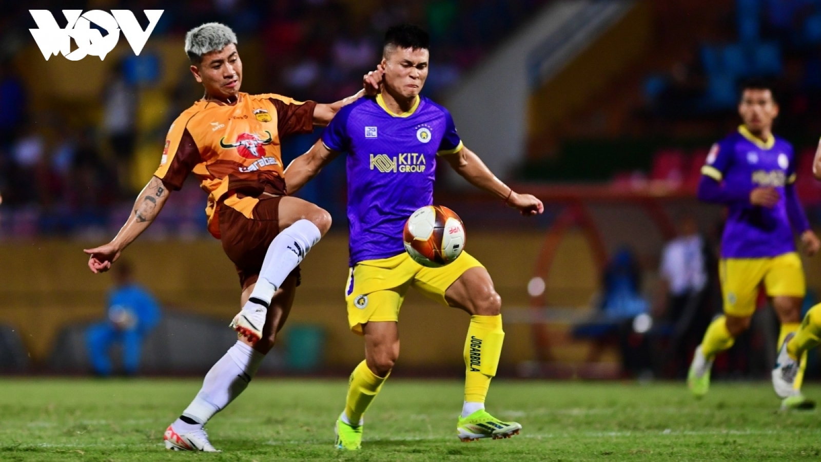 Vị thế trái ngược của HAGL và Hà Nội FC ở ĐT Việt Nam