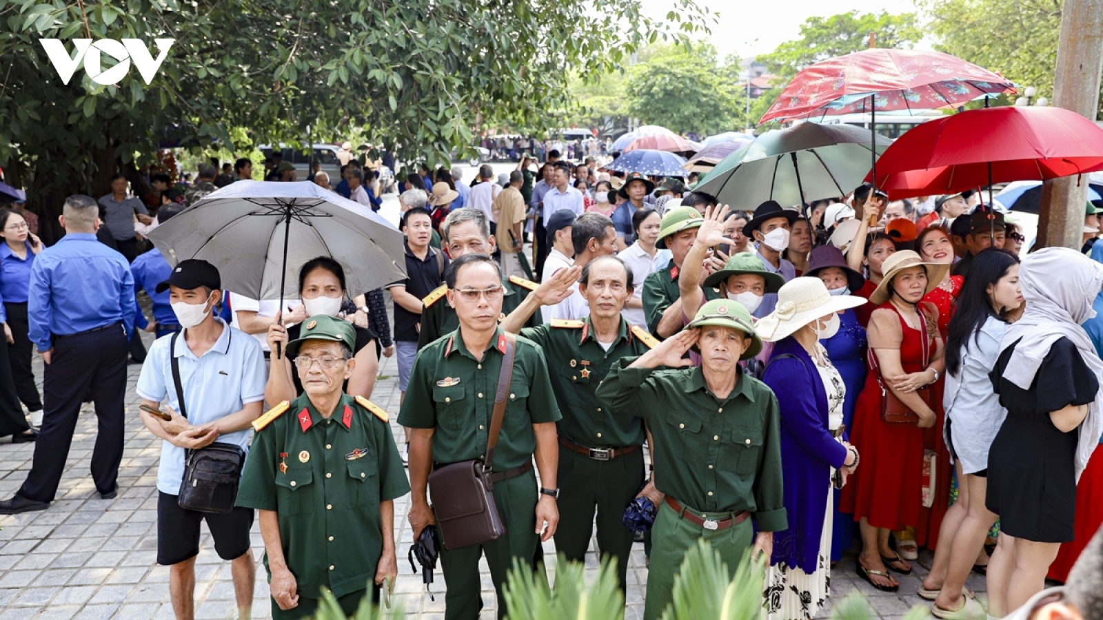 "Biển người" đổ về chiến trường lịch sử Điện Biên Phủ dự đại lễ