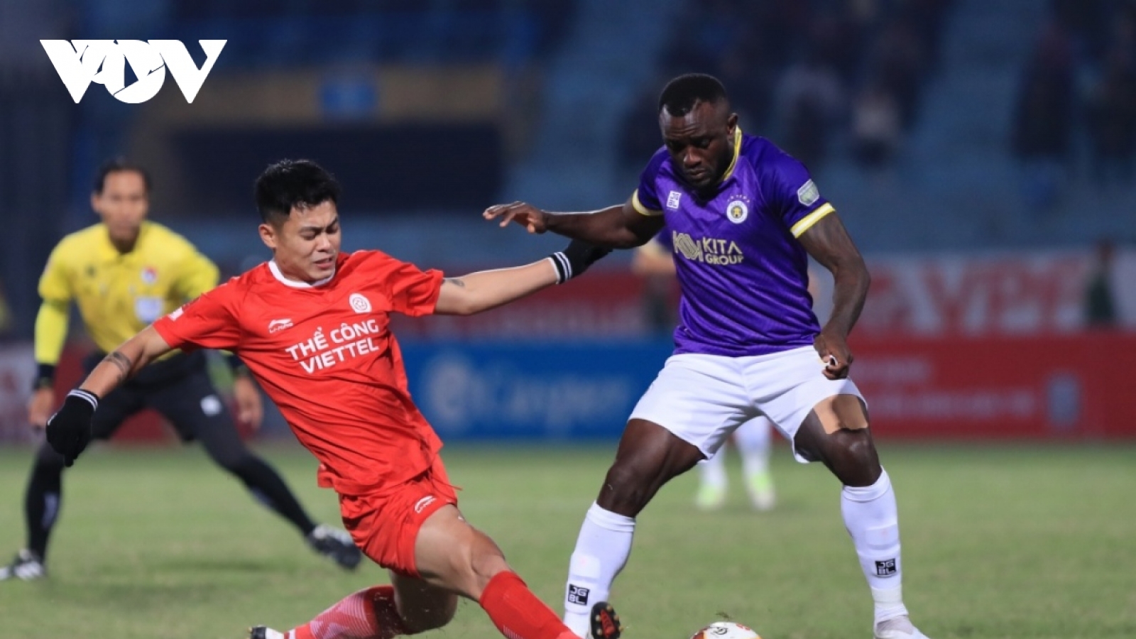 Lịch thi đấu vòng 17 V-League 2023/2024: Tâm điểm Hàng Đẫy và Thiên Trường