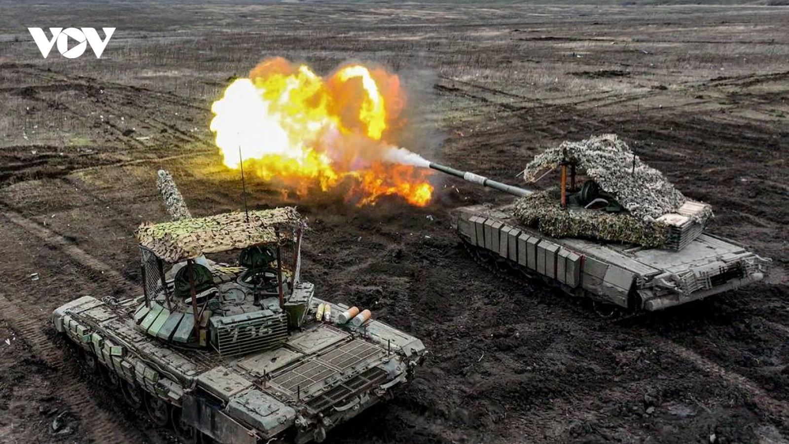 Xe tăng T-80 giúp quân đội Nga tiến vào Avdiivka