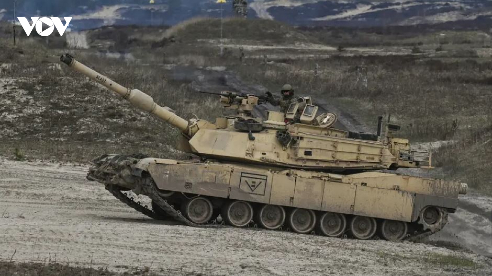 Vì sao Abrams vắng bóng trong các trận tăng chiến trực diện ở Ukraine?