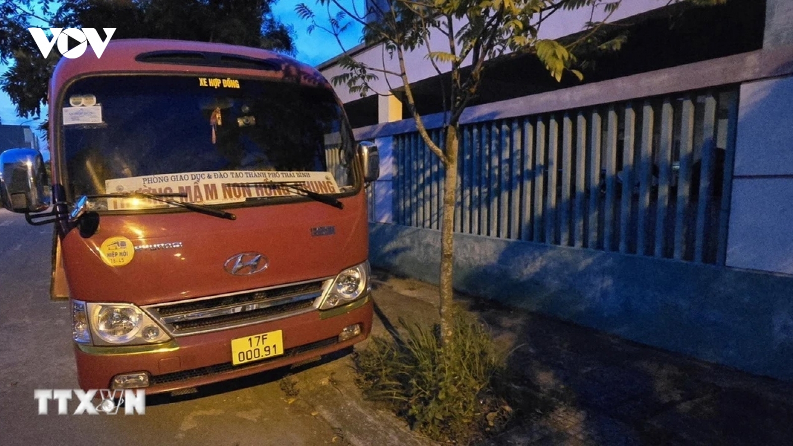 Vụ bé trai 5 tuổi tử vong do bị quên trên xe đưa đón: Lái xe là nhân viên mới