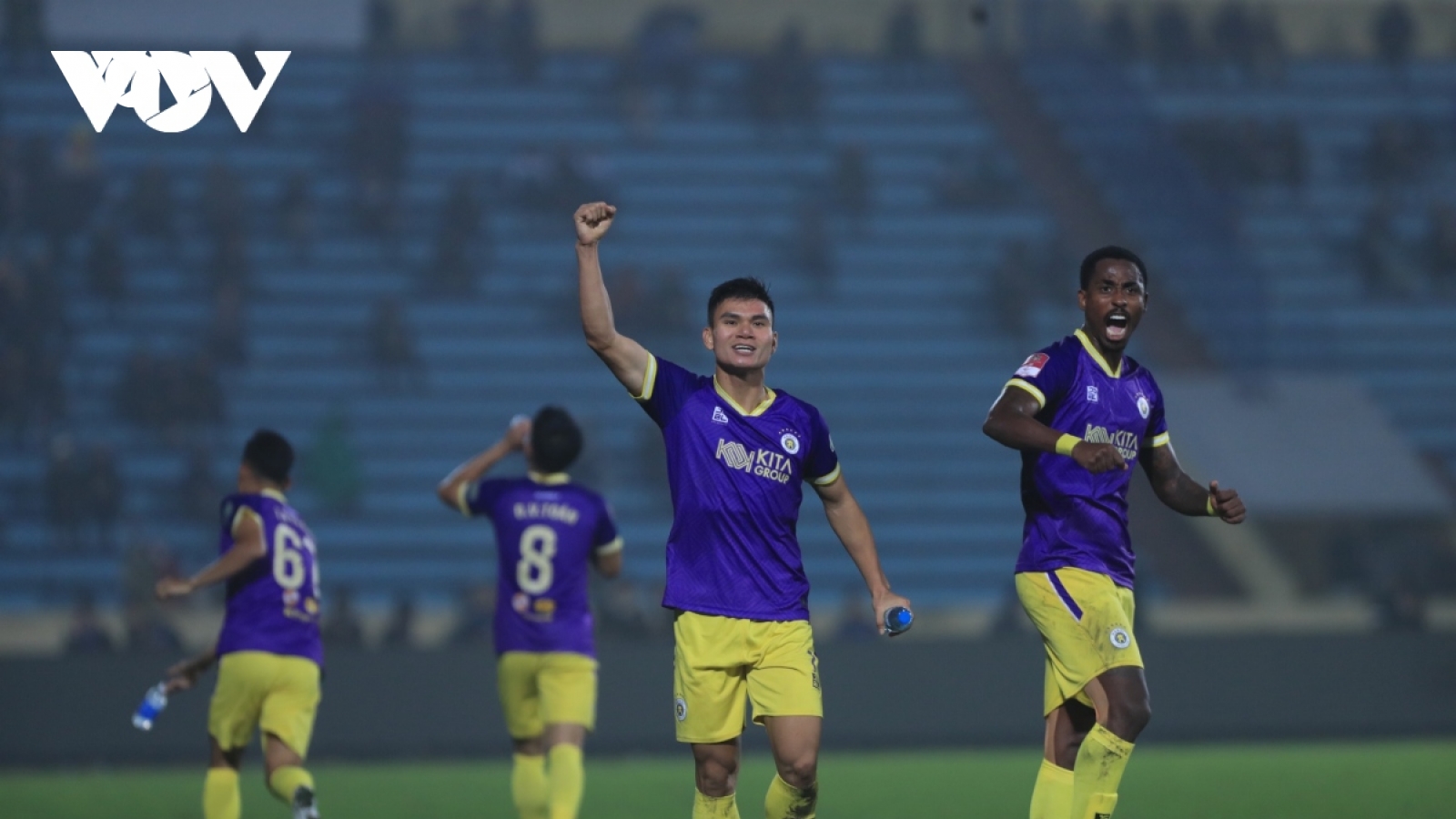 Hà Nội FC mất ''cầu thủ không thể thay thế'' trong trận gặp HAGL