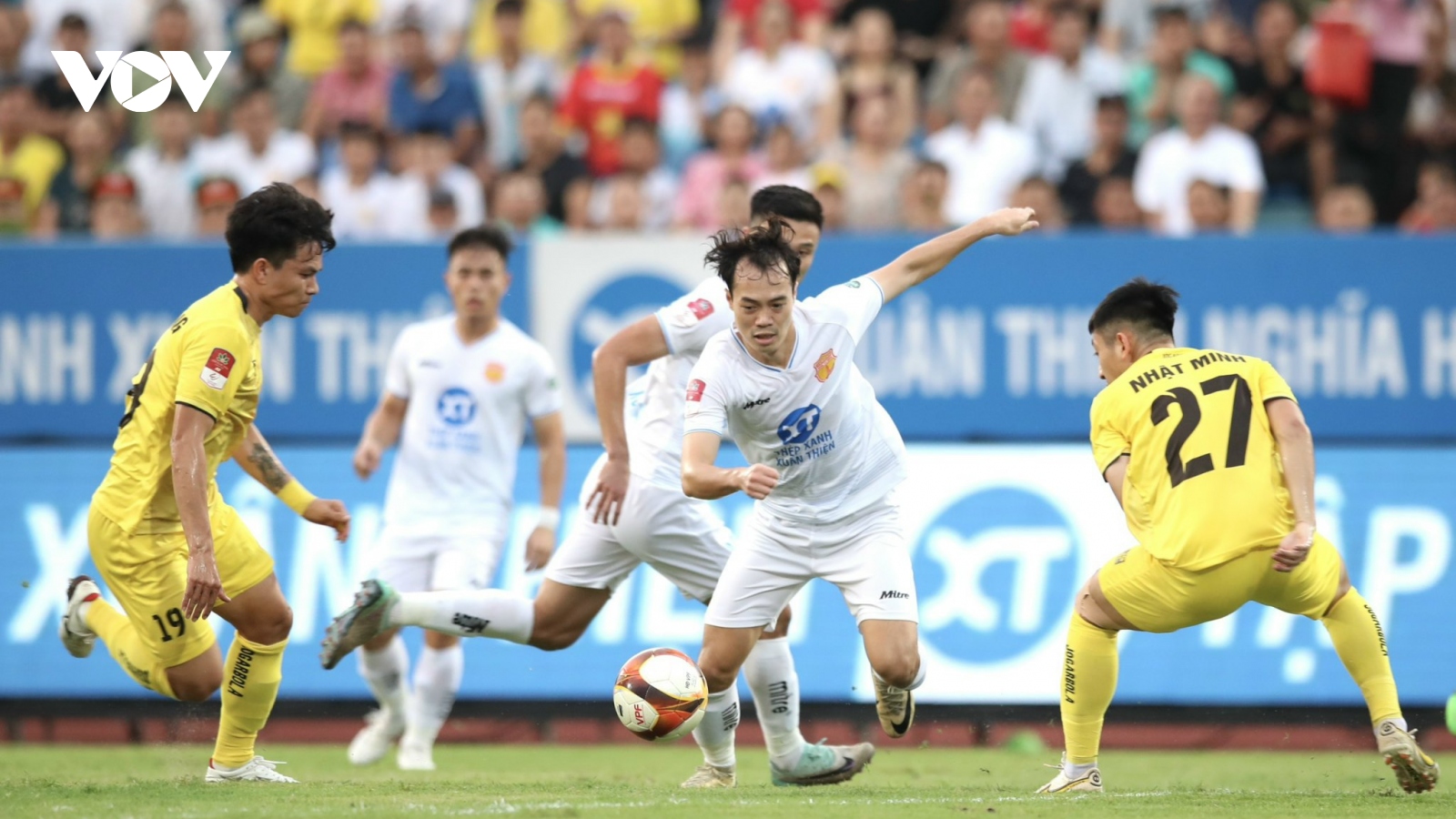 Vòng 21 V-League 2023/2024: Nam Định và HAGL gặp thử thách lớn