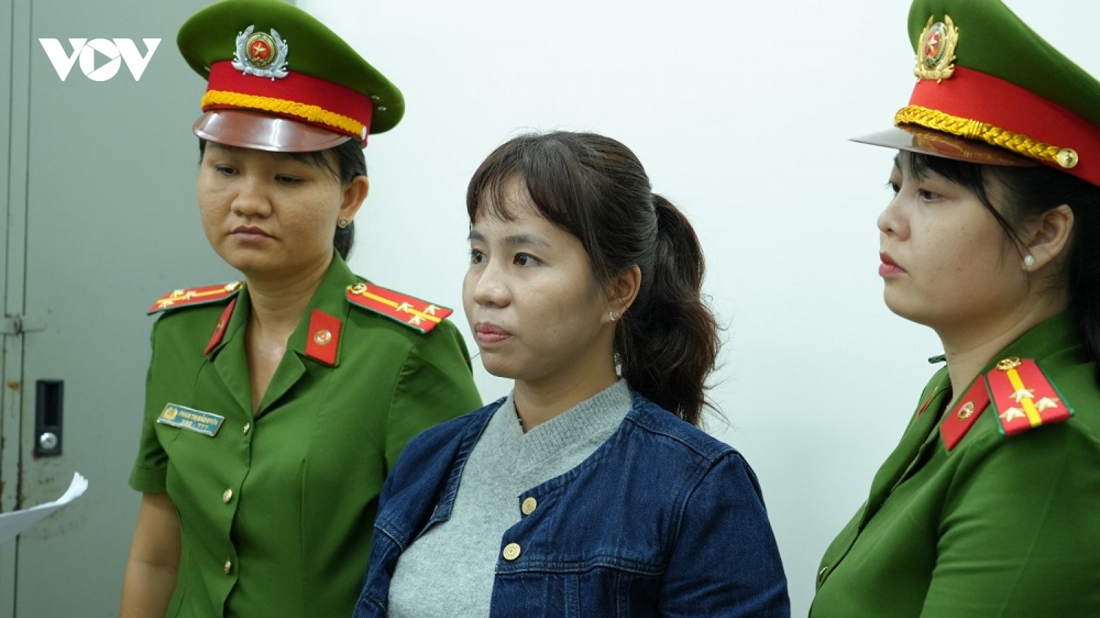 Bắt tạm giam 2 đối tượng giữ người trái pháp luật