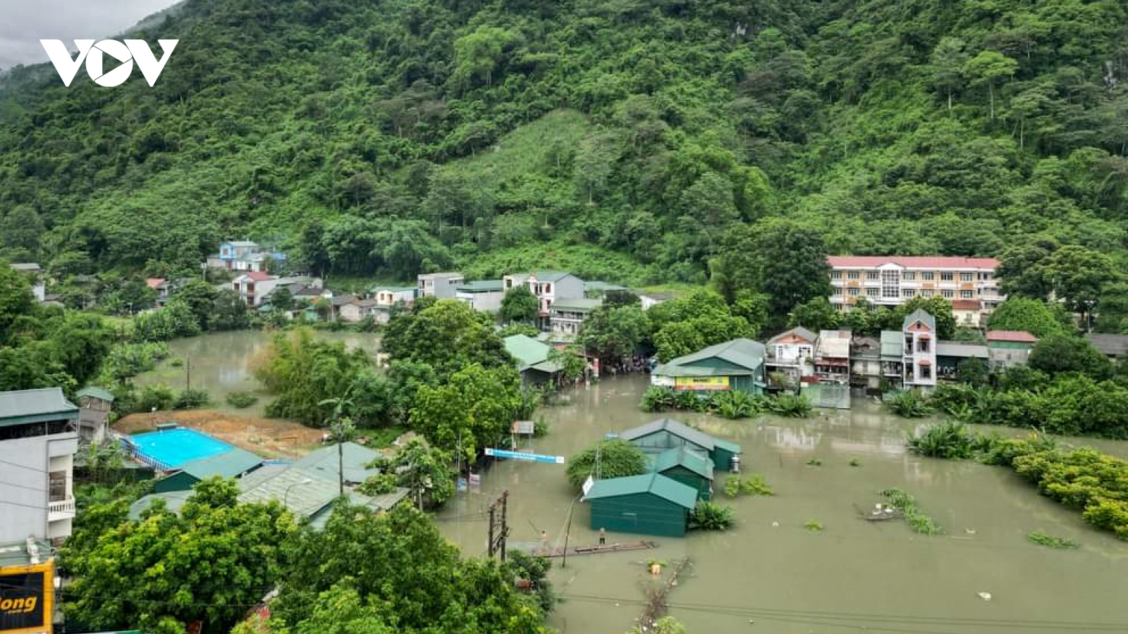 Cao Bằng: Mực nước sông Gâm dâng cao, trung tâm huyện Bảo Lâm ngập sâu trong lũ