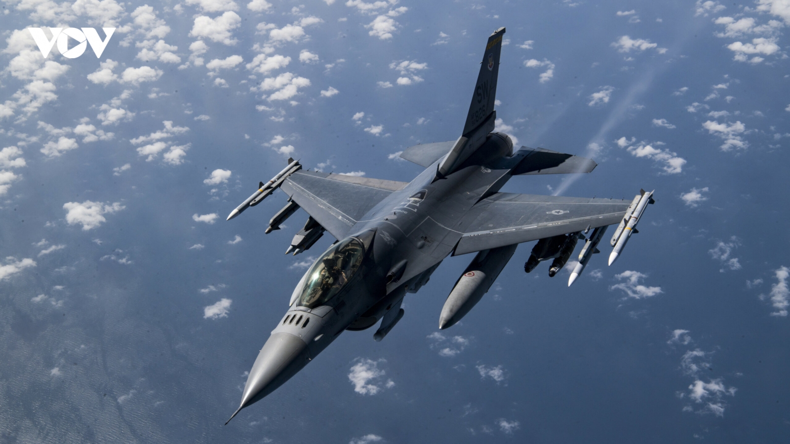 Tiêm kích F-16 vẫn vắng bóng trên bầu trời Ukraine trước thềm hội nghị NATO 2024