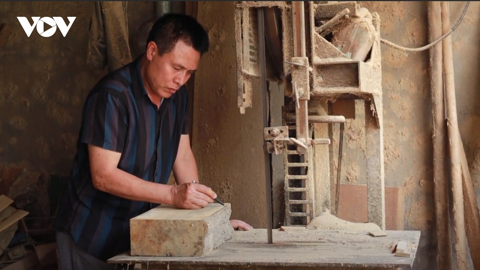Nghệ nhân Nguyễn Văn Phi - "cha đẻ" của rối gỗ phường múa rối nước Đào Thục