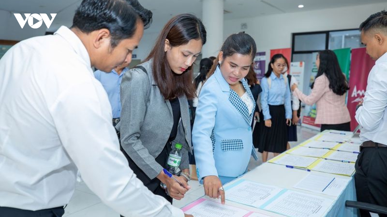 Campuchia tăng cường giáo dục và phổ biến kiến thức về sản phẩm tài chính