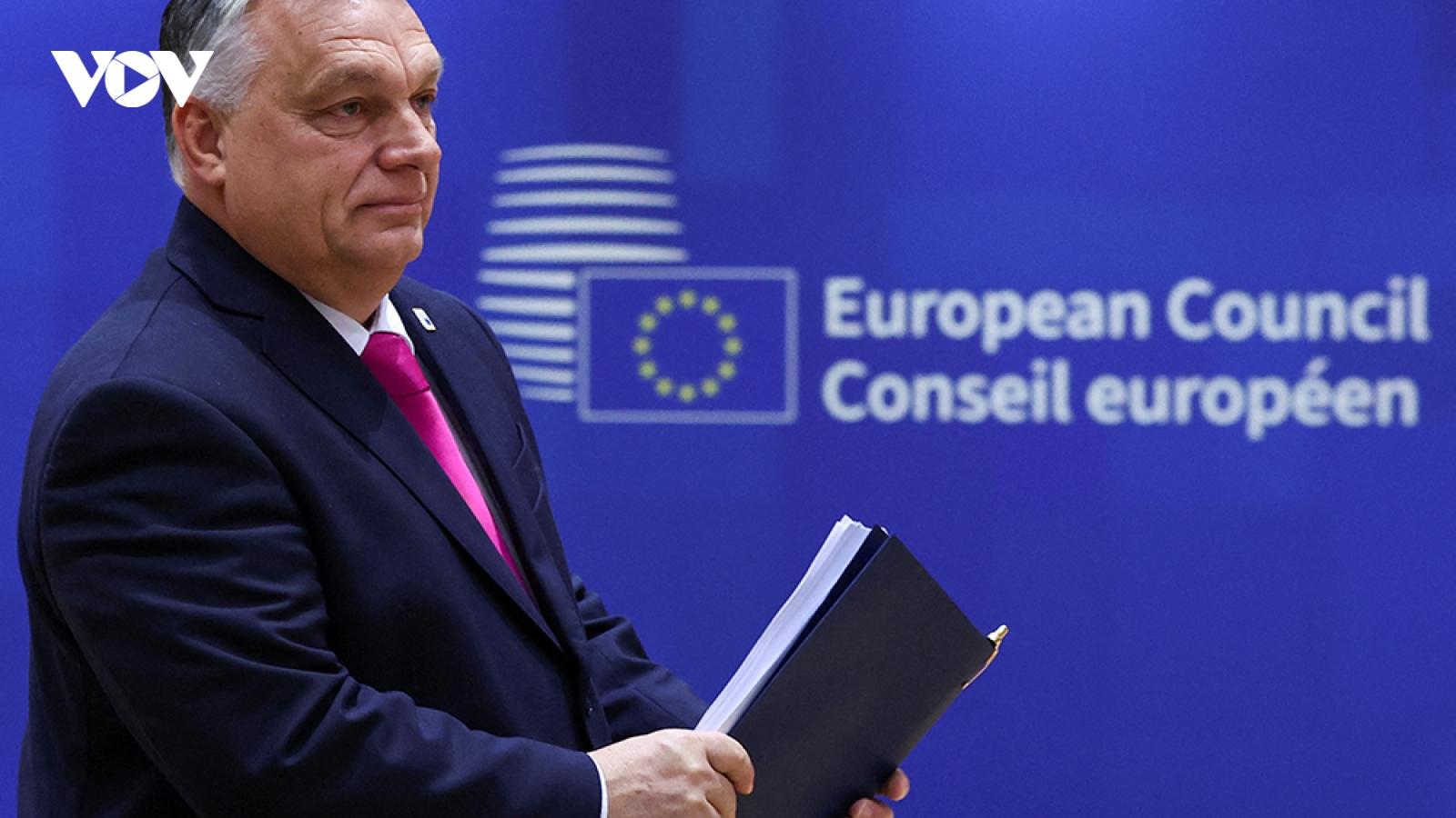 Hungary cam kết không ngăn chặn các quyết định của NATO về hỗ trợ Ukraine