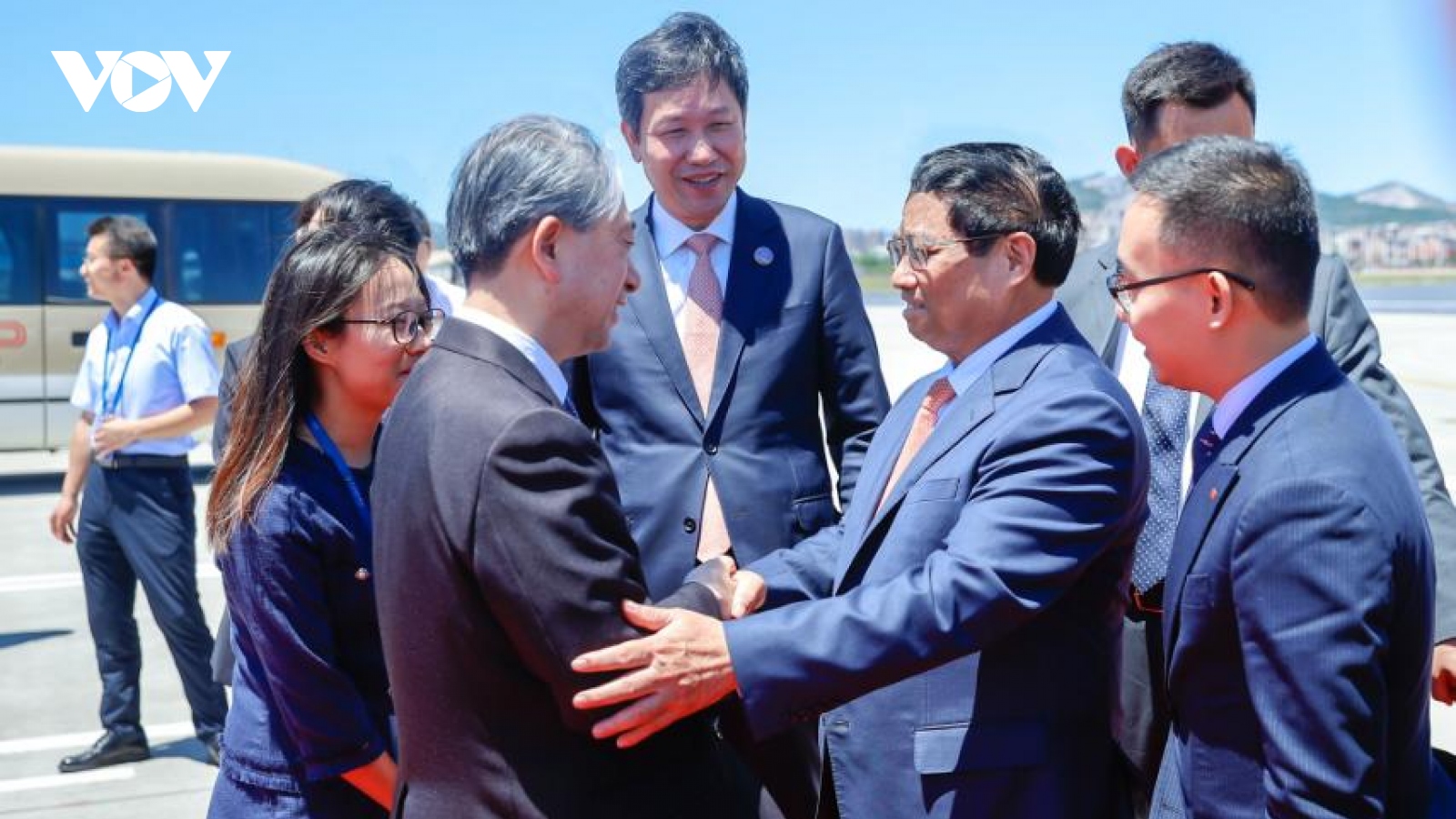 Thủ tướng đến Trung Quốc bắt đầu các hoạt động tại Hội nghị WEF Đại Liên 2024