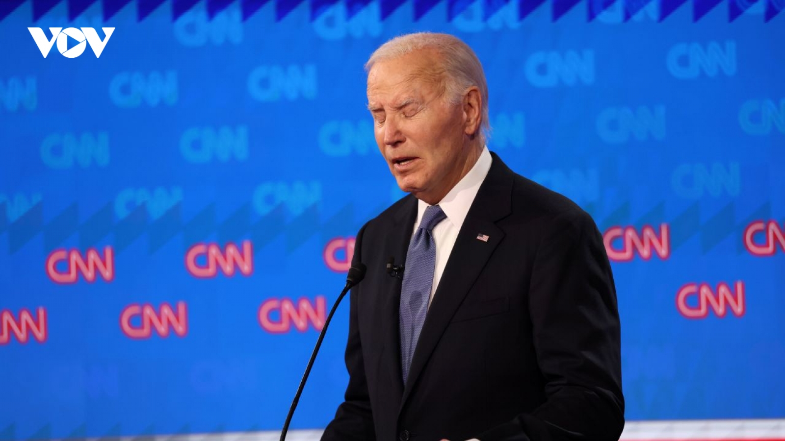 Tổng thống Biden gặp vấn đề sức khỏe khi tranh luận với ông Trump