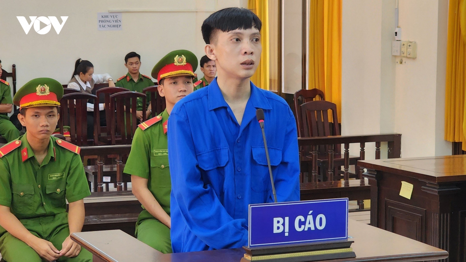 Lãnh 7 năm tù vì đâm chết anh ruột