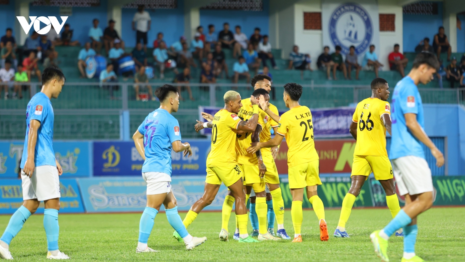 Đội hình tiêu biểu vòng 23 V-League 2023/2024: Vinh danh cầu thủ nhập tịch