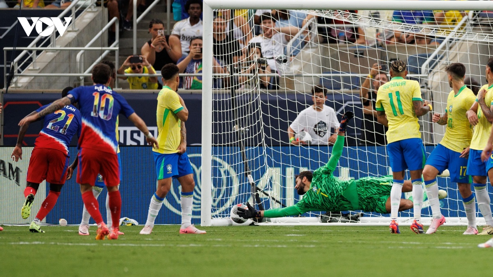 Kết quả bóng đá hôm nay 13/6: ĐT Brazil gây thất vọng trước ngày dự Copa America