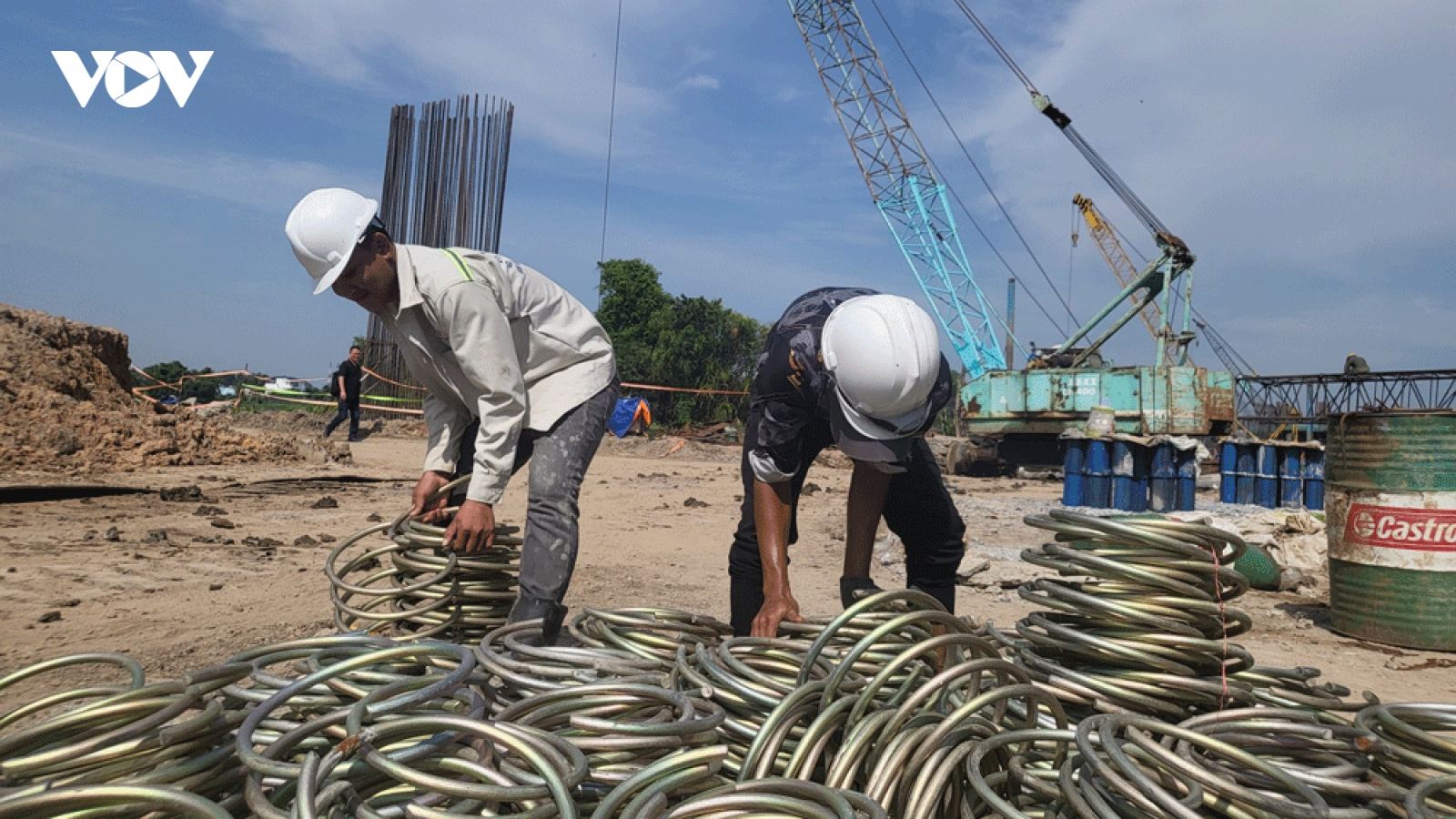 Cầu Bình Gởi Vành đai 3 TP.HCM đang về đích bất chấp mưa gió