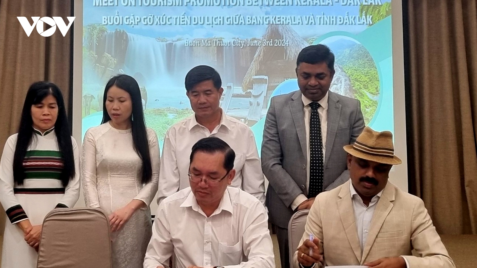 Đắk Lắk thúc đẩy hợp tác văn hóa, du lịch để thu hút du khách