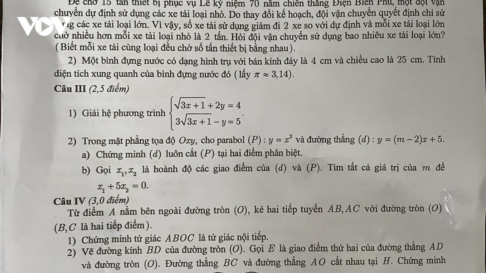 Đề thi chính thức môn Toán kỳ thi lớp 10 ở Hà Nội năm 2024