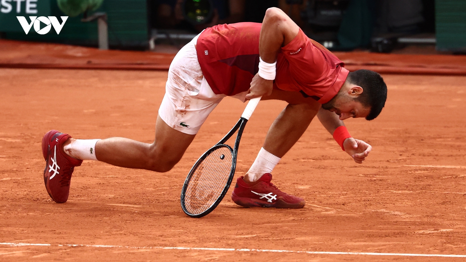 Djokovic rút lui vì chấn thương, Roland Garros sẽ có nhà vô địch mới