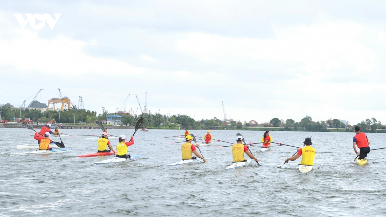 Hơn 600 VĐV, HLV tham dự Giải đua thuyền vô địch Đông Nam Á tại Hải Phòng